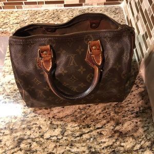 Louis Vuitton Speedy 25